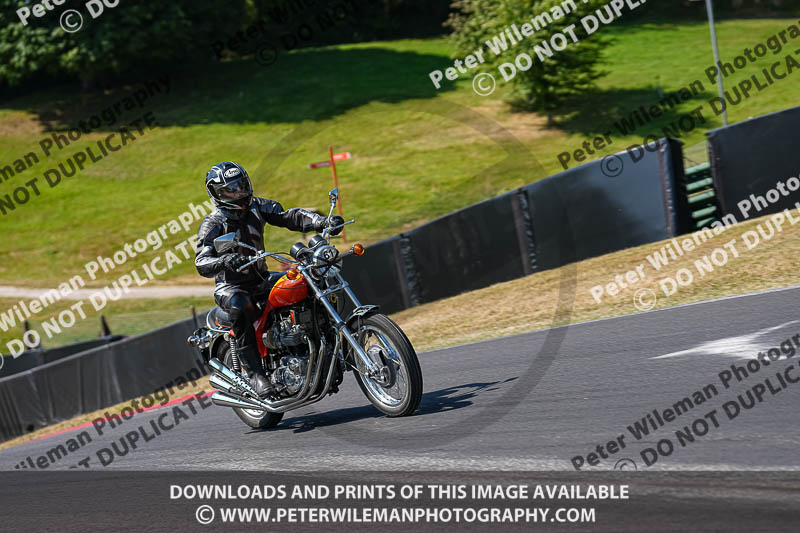 cadwell park;cadwell park photographs;cadwell trackday photographs;enduro digital images;event digital images;eventdigitalimages;peter wileman photography;racing digital images;trackday digital images;trackday photos